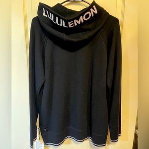 LuLuLemon Womens Sweater Size 8 BNWT Retail $148  Black Soothe Away Hoodie